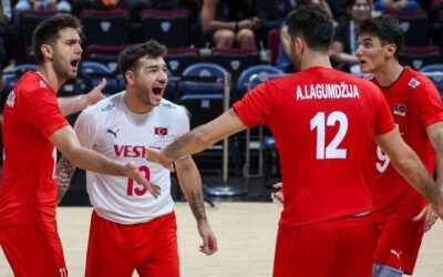 Çeyrek finaldeyiz! Filenin Efeleri'nden tarihi başarı
