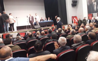 CHP kongresinde şaibe krizi: Partililer birbirine girdi