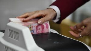 Çin ekonomisi ivme kaybediyor