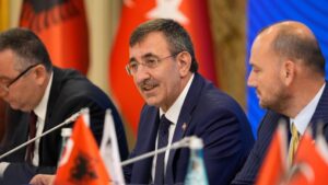 Cumhurbaşkanı Yardımcısı Yılmaz'dan Gazze mesajı: Kışa girmeden tüm imkanlarımızı seferber edeceğiz