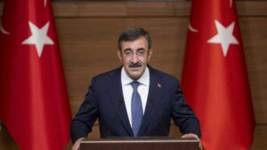 Cumhurbaşkanı Yardımcısı Yılmaz'dan Özel'e tepki: Milli meselelerde sorumlu bir dil bekliyoruz