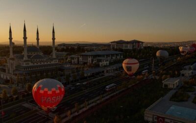 Cumhurbaşkanlığı Külliyesi'nde sıcak hava balonu etkinliği düzenlendi