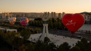 Cumhuriyet coşkusu gökyüzüne taşındı: 102. yıla özel sıcak hava balonu etkinliği