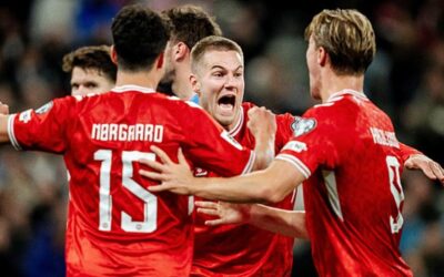 Danimarka, Yunanistan'ı 3 golle geçti