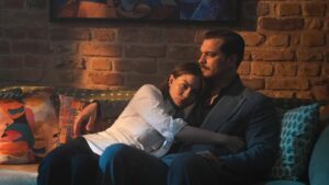 Demet Özdemir, Eşref Tek'e toz kondurmadı! Çağatay Ulusoy'u övdü