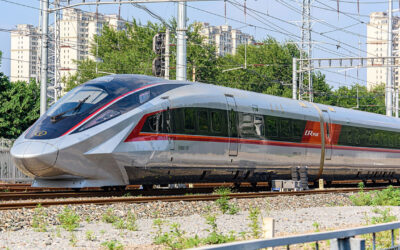 Demiryolunda Dünya rekoru: İşte Çin'in uçak hızındaki yeni yüksek hızlı treni
