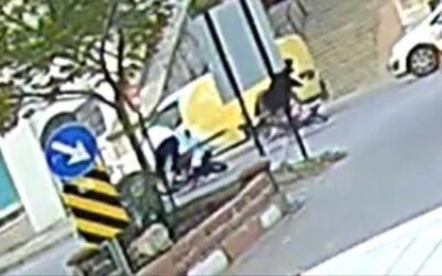 Denizli'de akıl almaz kaza! Sinyali koluyla verince…