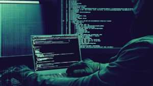 Dijital tehditlerde yeni lider: SnakeStealer tehlikesi can yakıyor