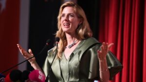 Doğumdan birkaç gün sonra formuna kavuştu! Wilma Elles sırrını anlattı