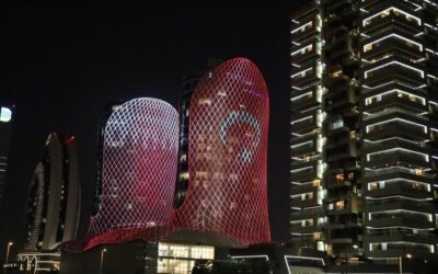 Doha'da Cumhuriyet coşkusu: Türk bayrağıyla aydınlandı