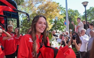 Eda Erdem'den Kocaeli'deki taraftarlara teşekkür