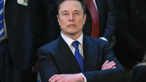 Elon Musk, dünyanın en zengin kişisi oldu: Tesla’dan 1 trilyon dolarlık teklif