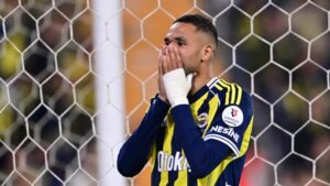 En-Nesyri ocakta yolcu