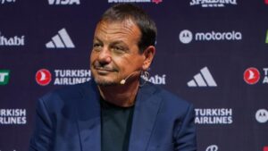 Ergin Ataman'dan Olympiakos maçının hakemlerine tepki