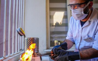 Eskiyen bakır kabloları "sıfır atık" temasıyla değerli takılara dönüştü