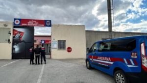 Fabrika deposunu kundaklayan zanlı, JASAT'tan kaçamadı