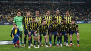 Fenerbahçe derbide Beşiktaş'ın konuğu olacak