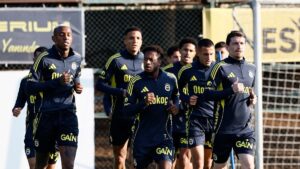 Fenerbahçe Fatih Karagümrük maçı hazırlıklarını sürdürdü