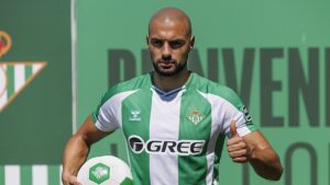 FENERBAHÇE HABERİ | Real Betis taraftarlarından Amrabat harekatı! Bonservisinin alınması için…