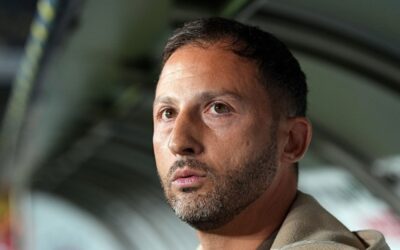 FENERBAHÇE HABERİ – Tedesco’nun hedefi Türkçe öğrenmek! Yedinci dile başladı