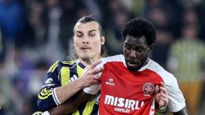 FENERBAHÇE HABERLERİ – Çağlar Söyüncü: Sıkıntılar yaşıyoruz ve bunu geliştirmemiz lazım