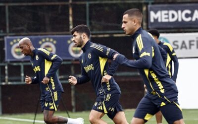 Fenerbahçe hazırlıklarını çift antrenmanla sürdürdü