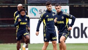 Fenerbahçe, milli arada da çalışmalara ara vermedi