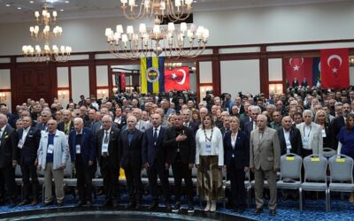 Fenerbahçe Yüksek Divan Kurulu Toplantısı'nda kavga çıktı!