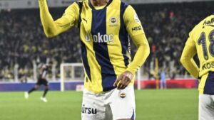 Fenerbahçe'de ilk ayrılık belli oldu! Yıldız isim veda ediyor