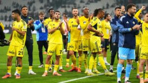 Fenerbahçe'nin galibiyet serisine Beşiktaş da engel olamadı