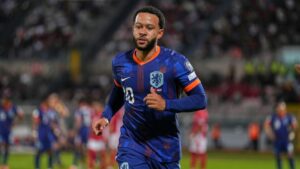 Fenerbahçe'nin yeni gözdesi Memphis Depay