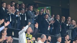 Fener'de tarihi oylama bugün