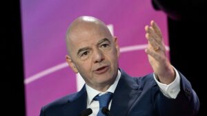 FIFA Başkanı Infantino'dan köklü değişiklik hazırlığı! Dünya Kupası'nın mevsimi…