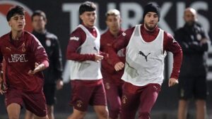Galatasaray, 3 eksikle çalışmalarını sürdürdü