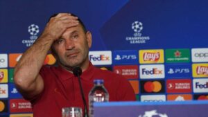 Galatasaray'a transferde büyük şok! Yıldız isim askıya alındı