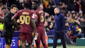 Galatasaray'dan o sözleri sonrası Heitinga'ya acı ders!