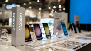 Galaxy S26 serisi için erteleme iddiası: Sorun ne?
