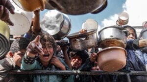 Gazze'de 5 kişi daha açlıktan hayatını kaybetti