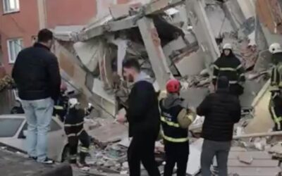 Gebze'de 6 katlı bina çöktü! Ekipler olay yerine sevk edildi