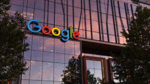 Google’dan hesabınıza erişim için yeni kurtarma yöntemi: “Güvenilir kişiler”