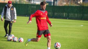 Göztepe rakibi Kocaelispor'a hazırlanıyor