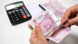 GSMH 44 trilyon lirayı geçti