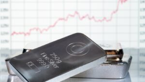 Gümüş ilk kez 60 dolara ulaştı: Neden altından daha fazla yükseliyor?