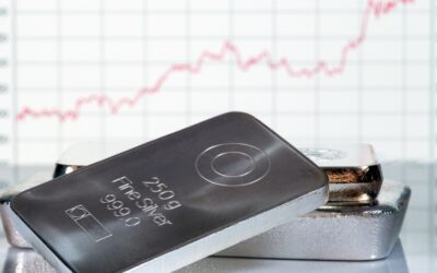 Gümüşün rekor yükselişi: Analistlere göre altın daha güvenli