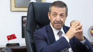 Güney'e resti çekti: "Şaka olsun" diye devlet kurmadık