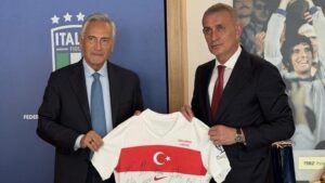 Hacıosmanoğlu'dan İtalya Futbol Federasyonu Başkanı Gravina'ya ziyaret