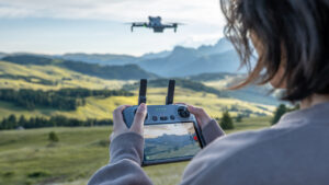 Hafif drone kategorisine yeni eklenen DJI Mini 5 Pro özellikleri neler?