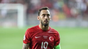 Hakan Çalhanoğlu A Milli Takım formasıyla "dalya" diyecek