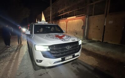 Hamas, İsrailli 4 esirin cesedini Kızılhaç'a teslim etti