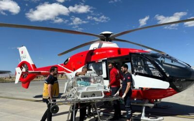 Hasta bebeğin yardımına ambulans helikopter yetişti